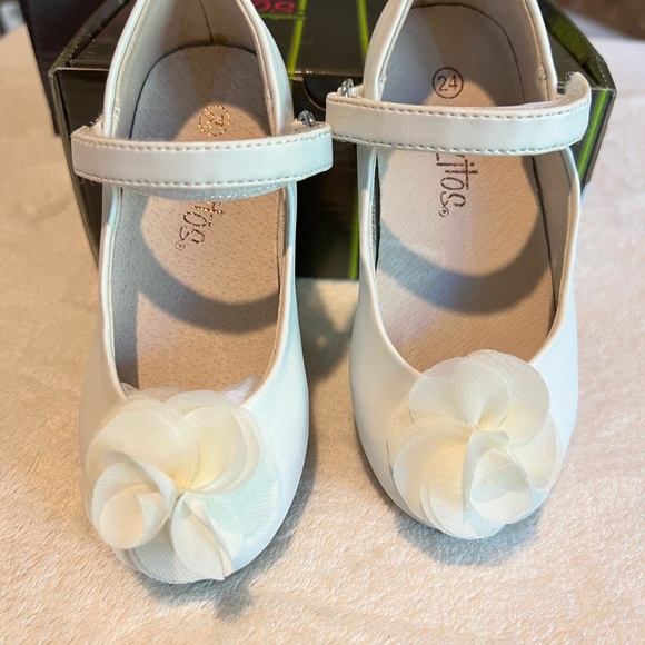 New Ivory Pazitos MJ size 24/7 - Picture 2 of 3
